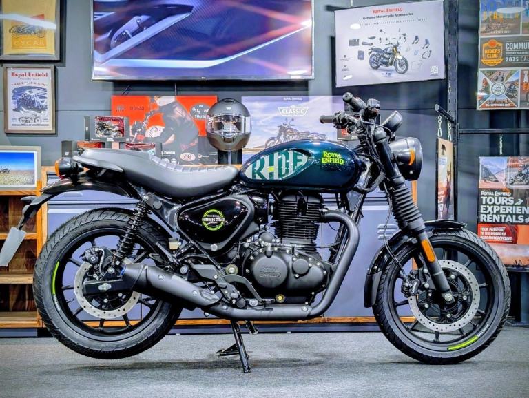 2025 ROYAL ENFIELD HUNTER 350 in Dapper Green