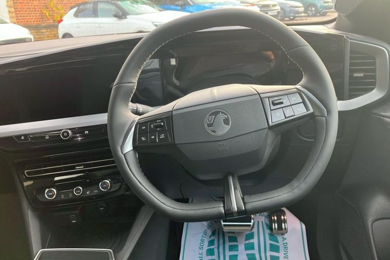  Vauxhall Mokka Electric 54kwh Ultimate Suv 5dr Electric Auto 156 Ps Electric