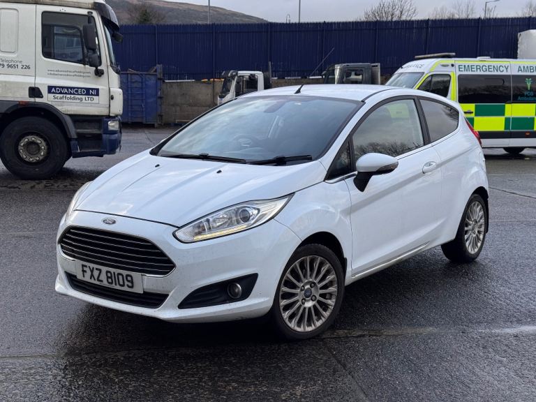 Ford, FIESTA, Hatchback, 2014, Manual, 1498 (cc), 3 doors