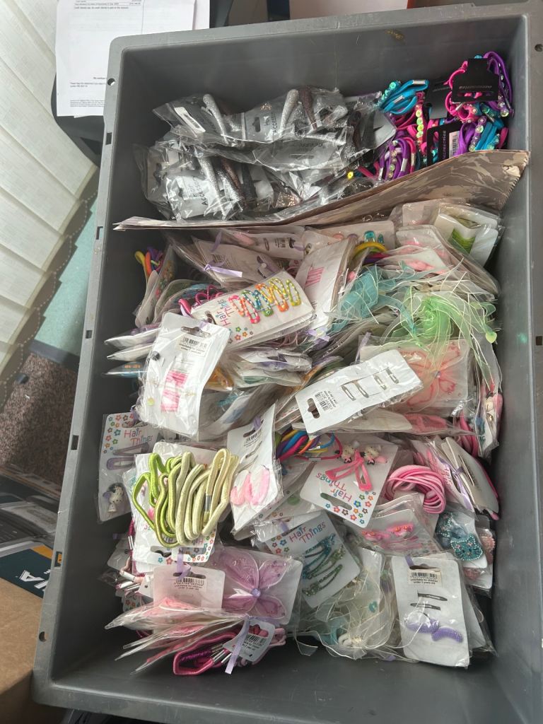 image for Hair clips and bands