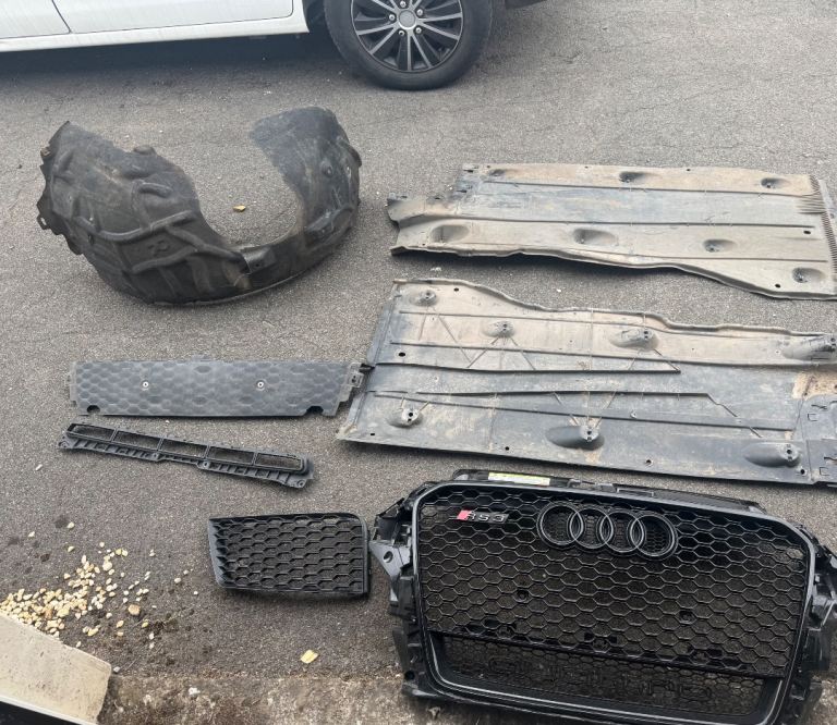 AUDI RS3 Sportback 8V 2016 Radiator front Grille prefacelift & More Panels ect