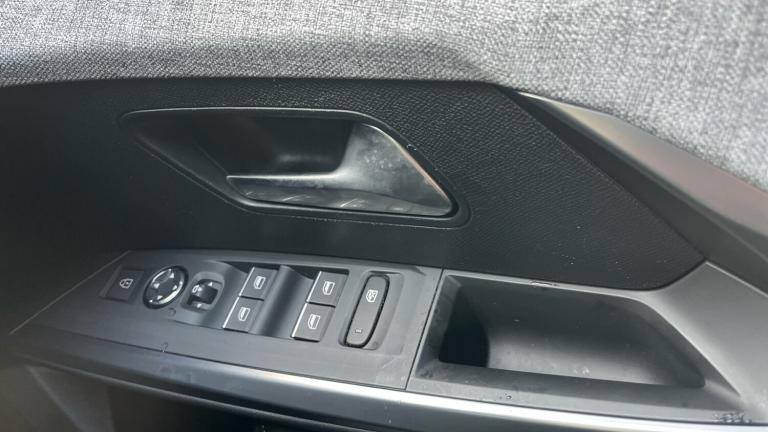 2024 Peugeot 3008 1.2 HYBRID GT SUV 5dr Petrol Hybrid e-DSC6 Euro 6 (s/s) (136 ps) SUV Hybrid Aut...