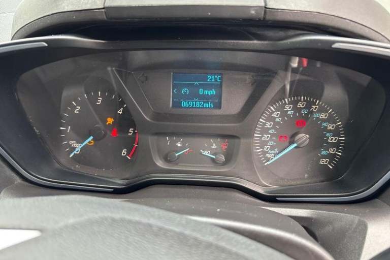 2018 Ford Transit Custom 290 Limited L1 SWB 2.0 TDCi 128ps Low Roof, AIR CON, CRUISE CONTROL Manu...