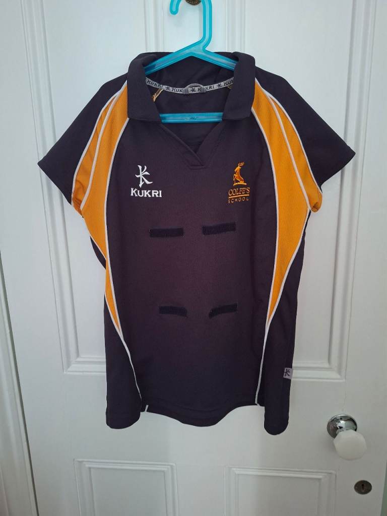 Colfe's Girls netball top size 34  - excellent condition 