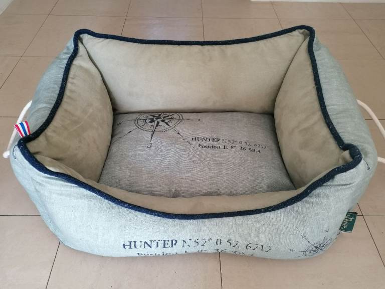 HUNTER Dog Hundesofa University Dog bed 67x50x22 great quality