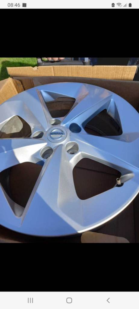 Alloy wheels 
