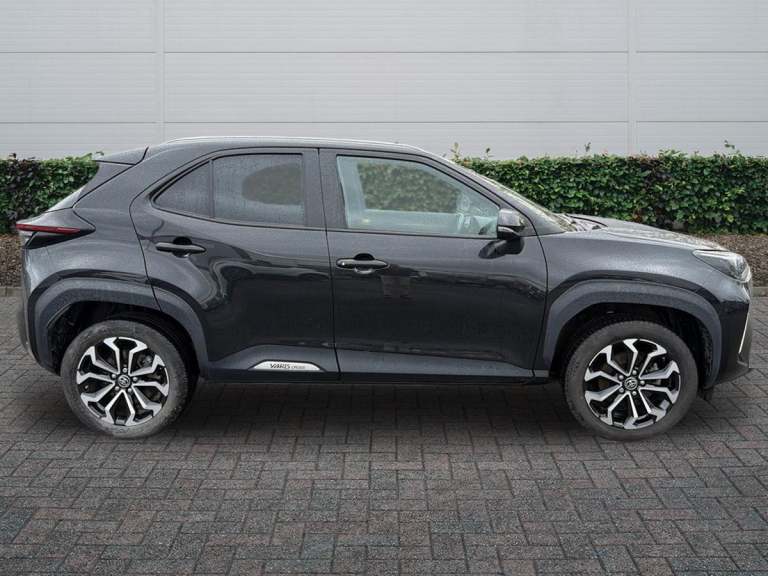 2022 Toyota Yaris 1.5 Hybrid Design 5dr CVT Estate Hybrid Automatic