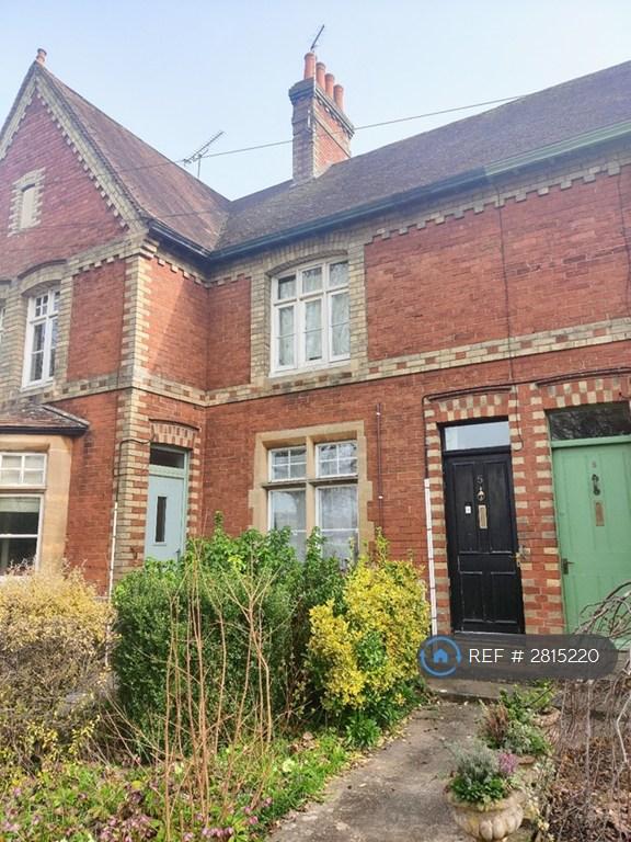 2 bedroom house in Raleigh Place, Sherborne, DT9 (2 bed) (#2815220)