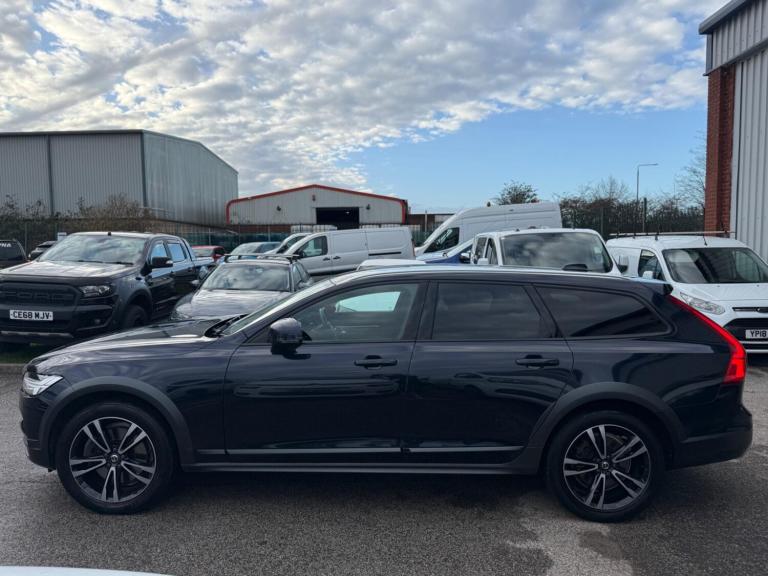 2018 Volvo V90 2.0 D4 Cross Country Pro 5dr AWD Geartronic ESTATE DIESEL Automatic