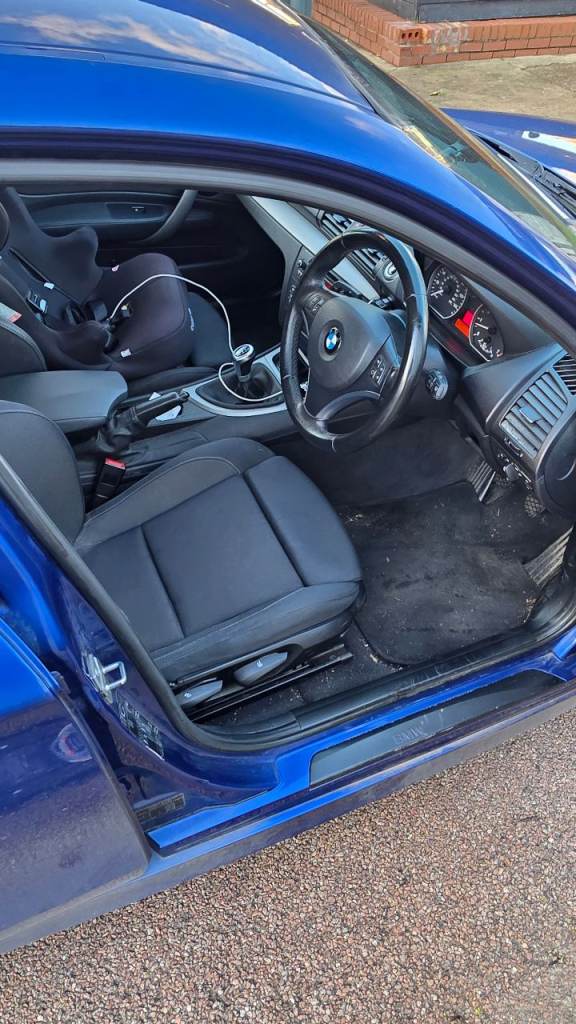 BMW, 1 SERIES, Hatchback, 2010, Manual, 1995 (cc), 5 doors