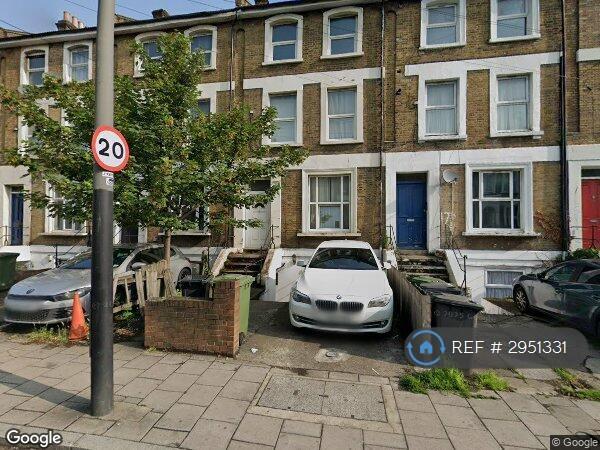 2 bedroom flat in Parkfield Road, London, SE14 (2 bed) (#2951331)