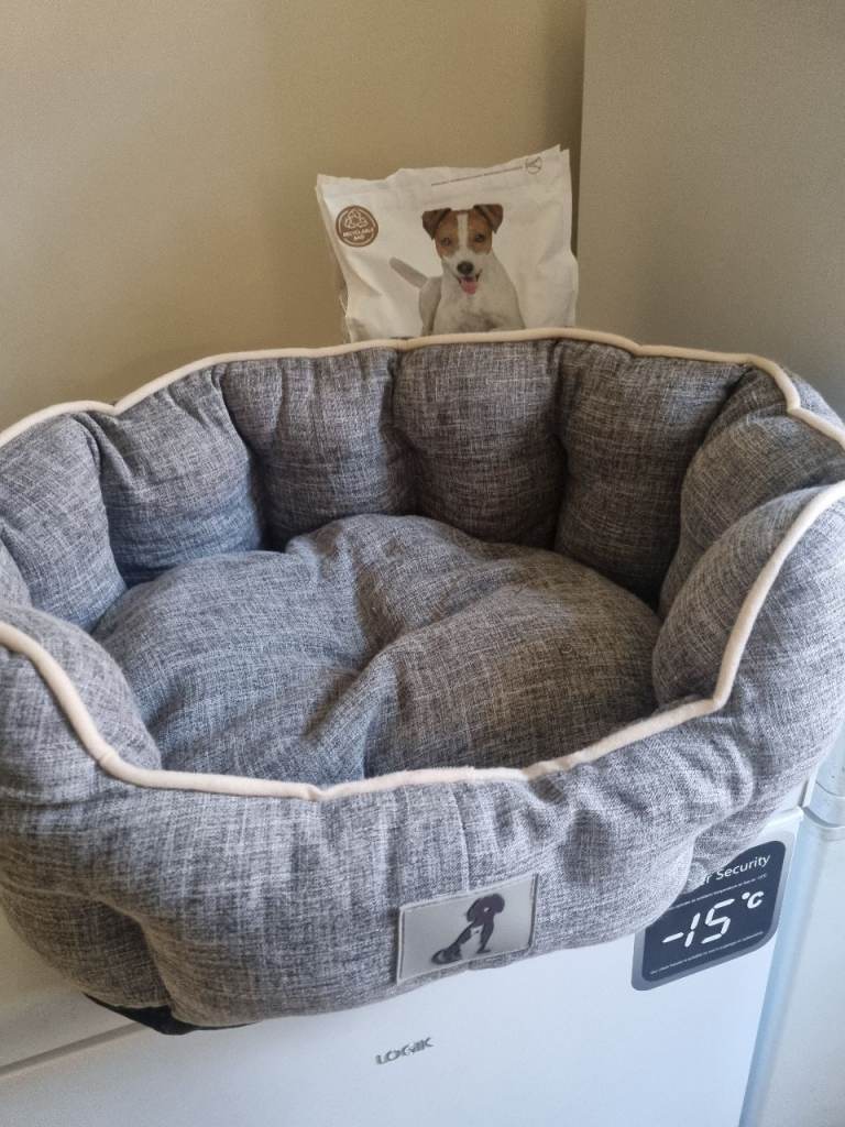 Dog bed