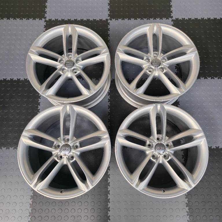 Genuine Audi TT Speedline 19" Alloy Wheels 8J0601025AF TTS
