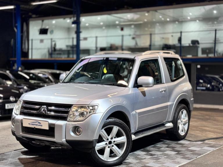 2007 Mitsubishi Shogun 3.2 DI-DC Diamond Auto 4WD Euro 4 3dr SWB ESTATE Diesel Automatic