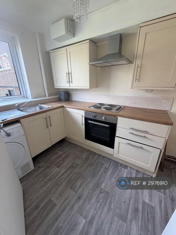 Studio flat in General Bucher Court, Bishop Auckland, DL14 (#2976910)