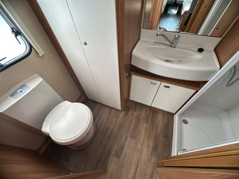 Swift Esprit 442 2 berth end washroom  DIESEL MANUAL 2015/65