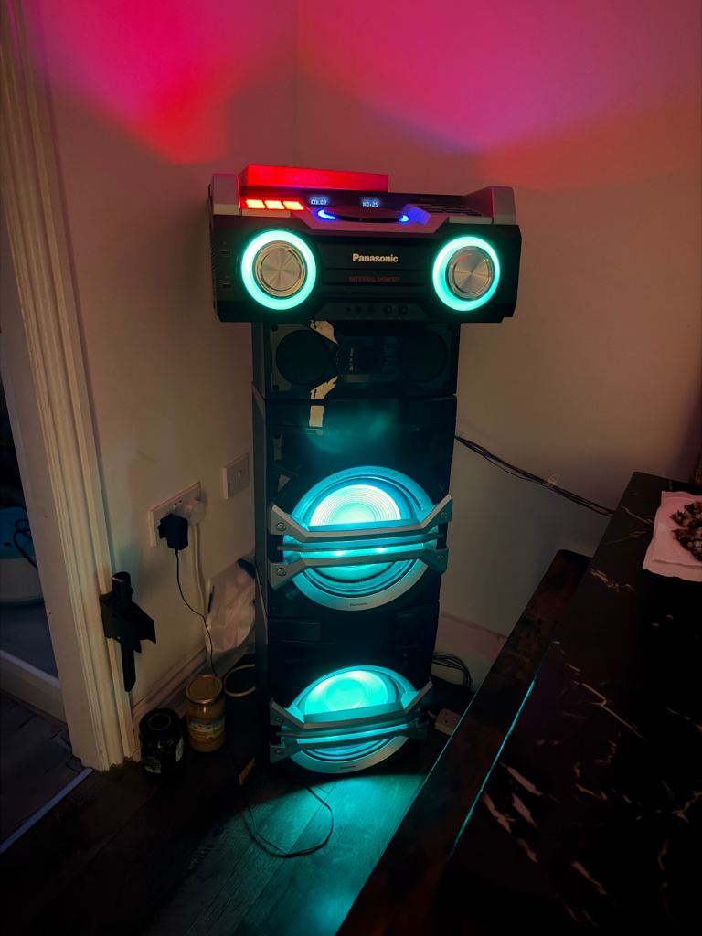 Panasonic Speaker- Internal Memory