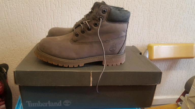 Timberland Green Nubuk Boots Size UK 2