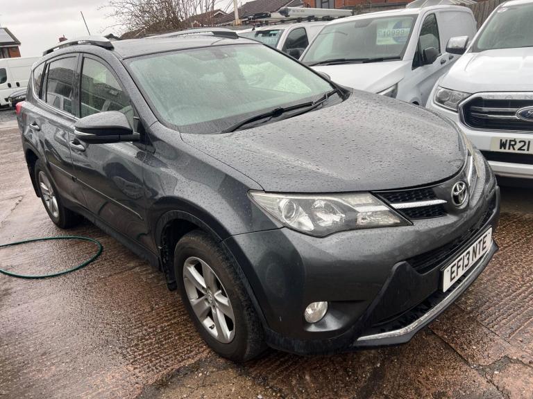 2013 Toyota RAV4 2.0 D-4D Invincible 5dr 2WD ESTATE DIESEL Manual