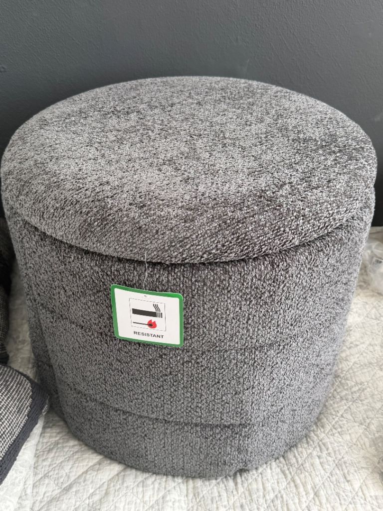 X2 Round Ottoman with Tray