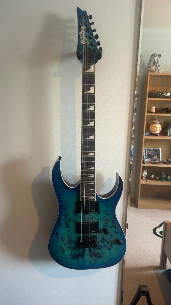 Ibanez Gio GRGR221PA Aqua Burst (case included)