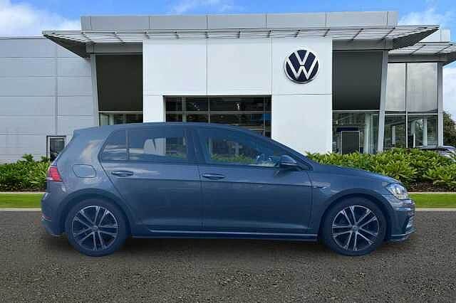 2018 Volkswagen Golf 2.0 TDI R-Line 5dr Hatchback Diesel Manual
