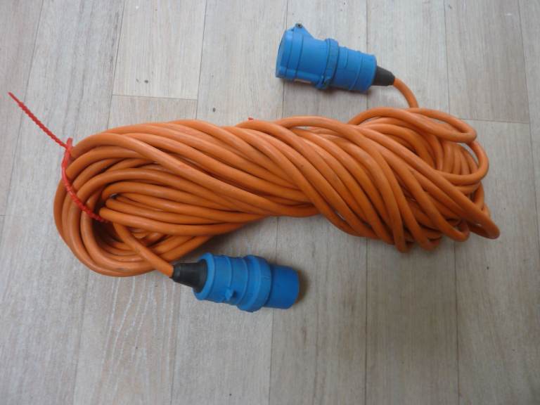 Caravan / Motor home Heavy duty mains hook up  23 metres.