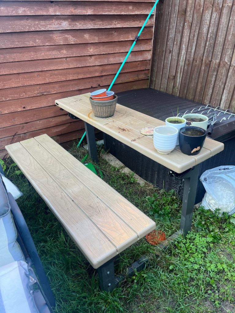 Lifetime convertible bench