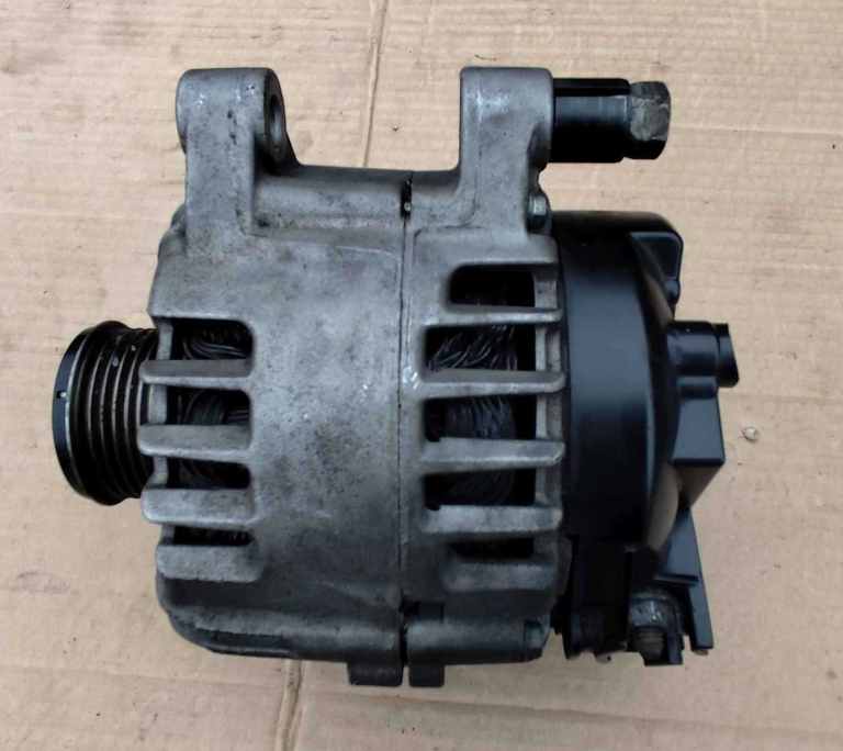 FORD MONDEO ALTERNATOR LRA03555 / Remanufactured / £70