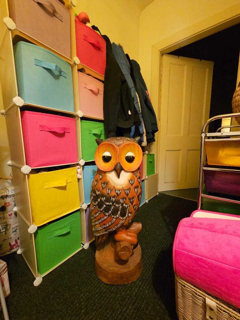 Large Wooden Owl Figurine – Hand Carved, Good Condition