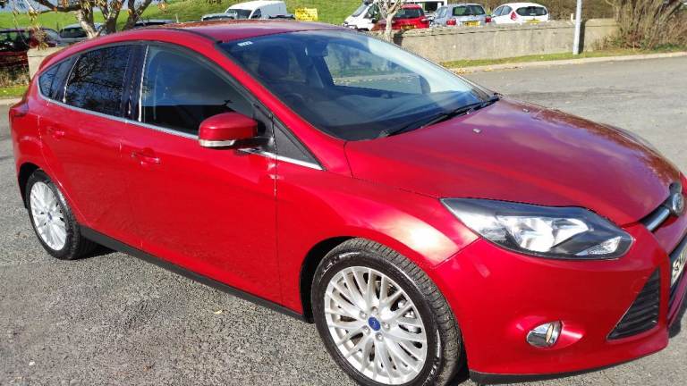 *!*54000 GENUINE MILES*!* 2012 Ford Focus 1.6 ZETEC **MOT 11 OCT 26** JUST VALETED NEW TIMING BELT