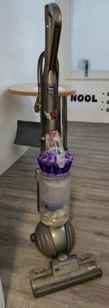 Dyson Ball Vacuum Cleaner – Good Condition