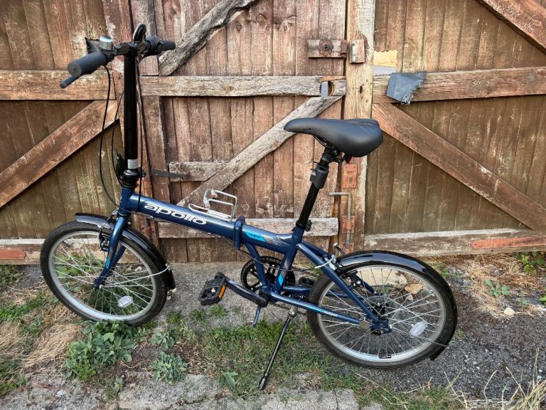 Apollo Folding Bike - Blue, Good Condition