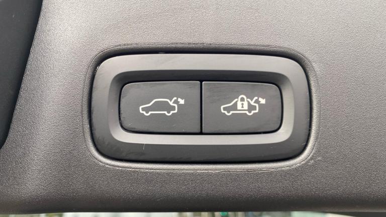 2024 Volvo V90 2.0h T8 18.8kWh Ultra Estate 5dr Petrol Plug-in Hybrid Auto AWD Euro 6 (s/s ESTATE...