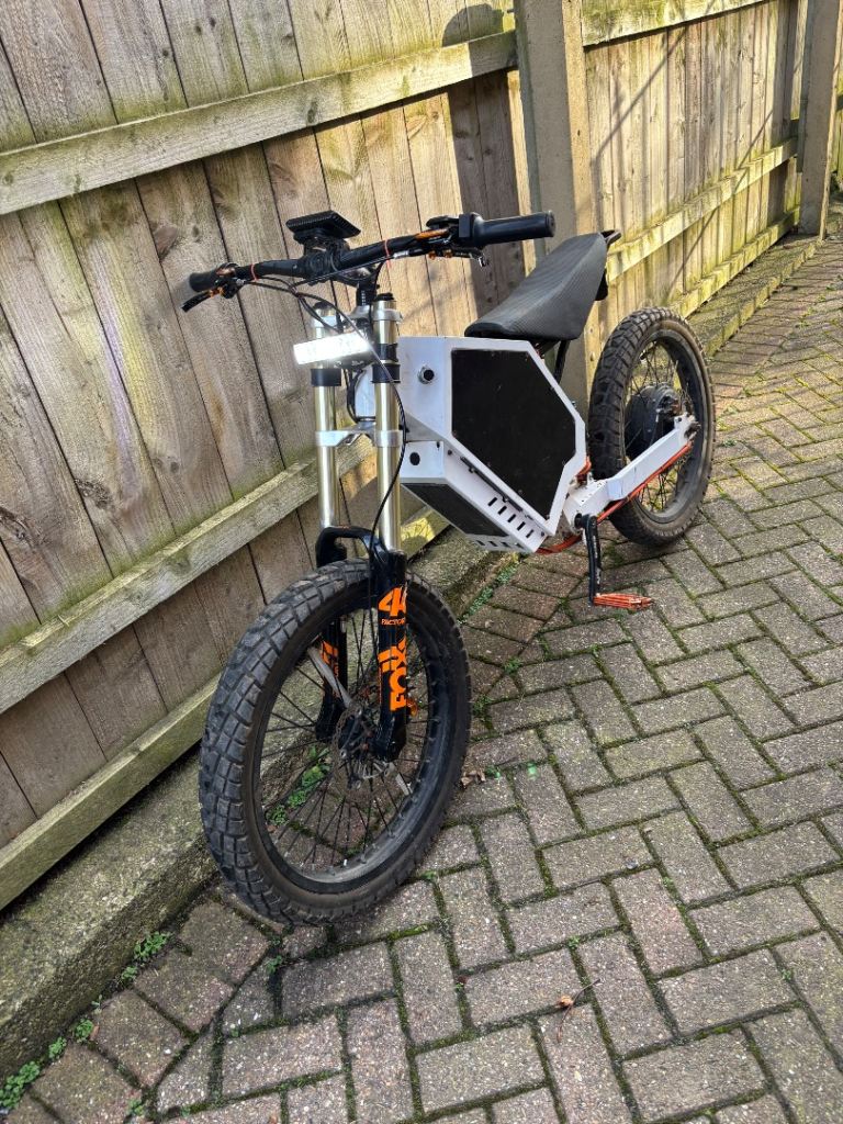 Stealth bomber/sur Ron