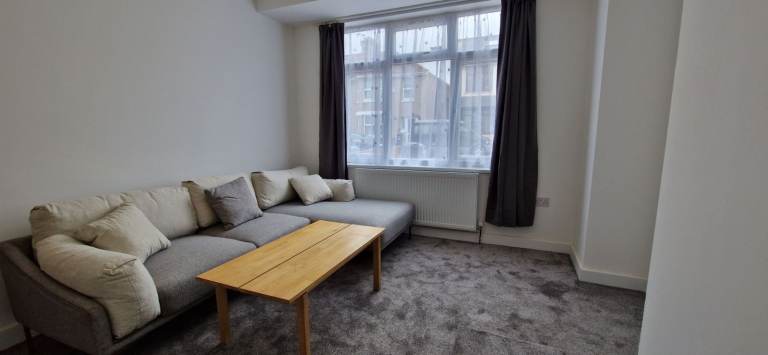 NEW DEVELOPMENT. An amazing 1 Bed flat. Separate kitchen and shower room. ALL BILLS INC £1600pcm