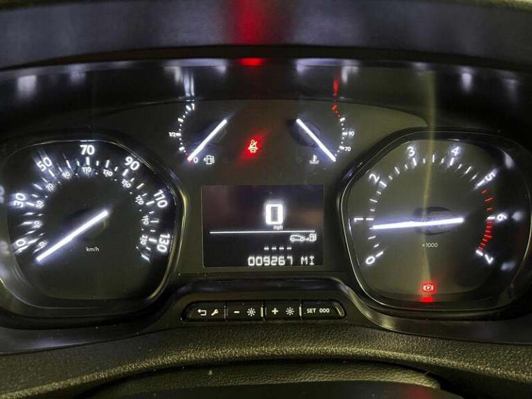 2024 Peugeot Expert 1000 1.5 BlueHDi 100 Professional Premium + Van PANEL VAN DIESEL Manual