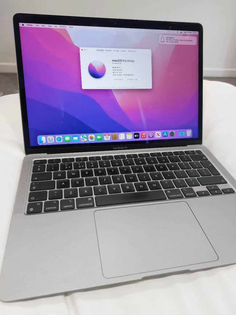 Apple MacBook Air M1 256GB – Silver, As Good As New