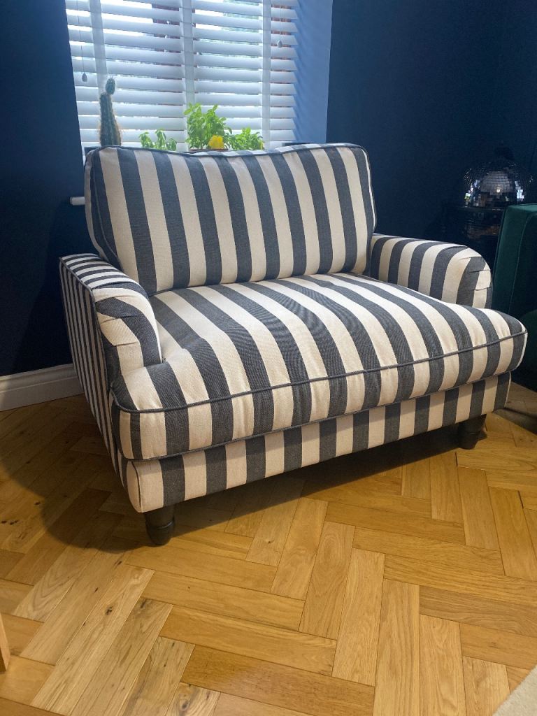 Striped Armchair – Excellent Condition, Fabric