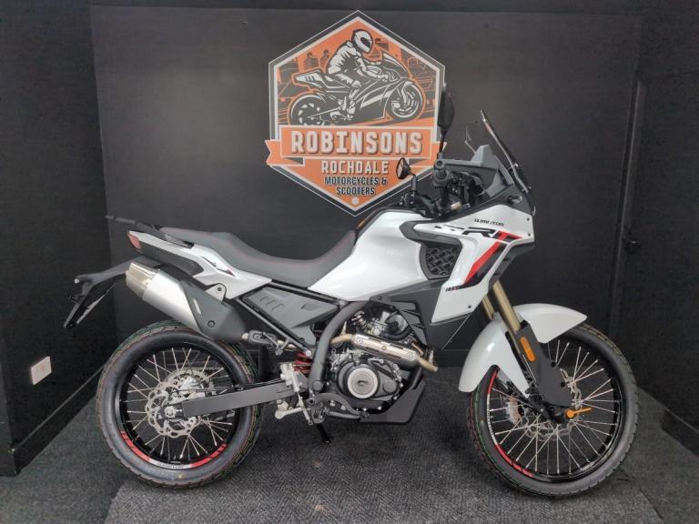 QJMotor SRT 125 DX
