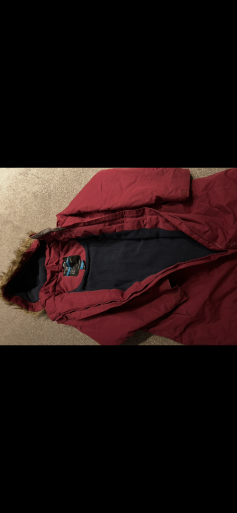 Girls trespass coat age 9-10 
