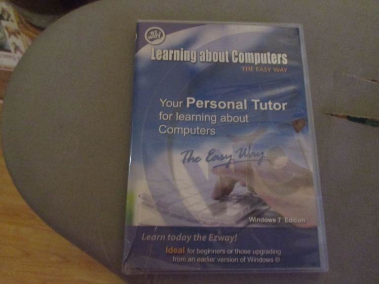 LEARNING ABOUT COMPUTERS THE EASY WAY - TUTOR - WONDOWS 7 EDITION 