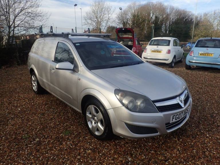 2007 Vauxhall Astra Van 1.9 CDTi 16v Sportive Car Derived Van 3dr Diesel Manual (157 g/km, 118 bh...