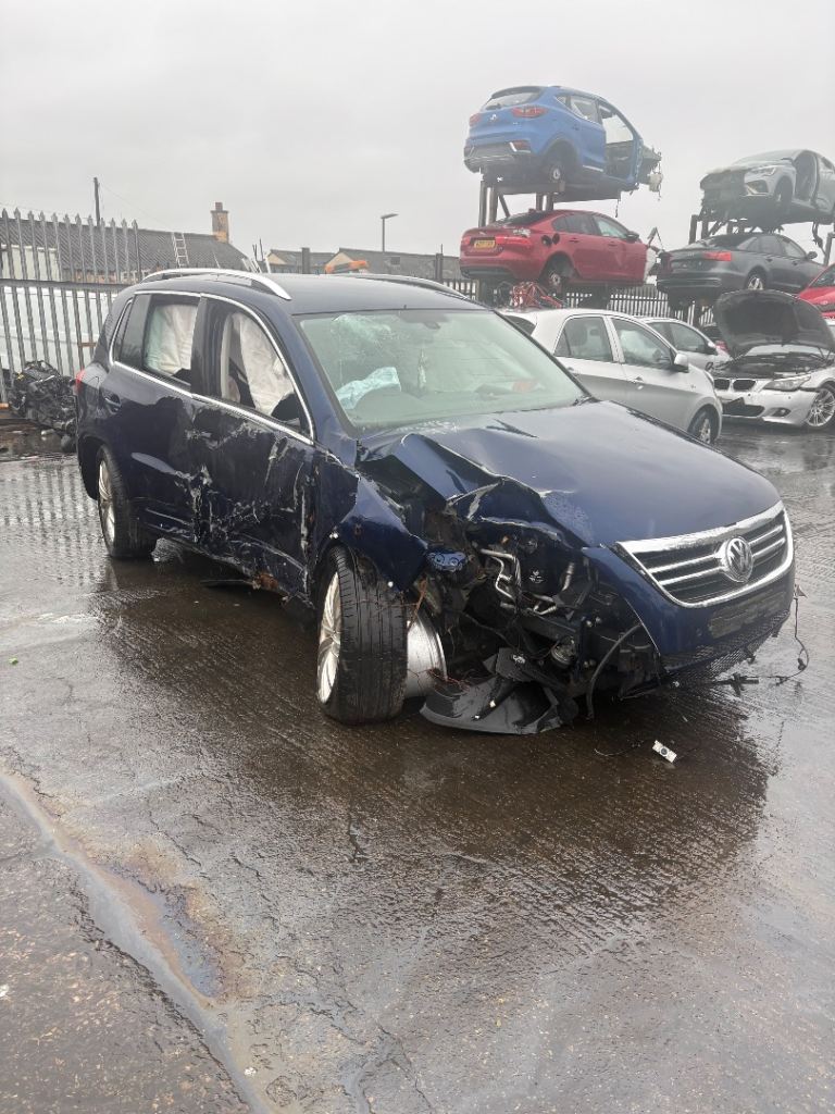 2011 VW TIGUAN 4X4 BREAKING