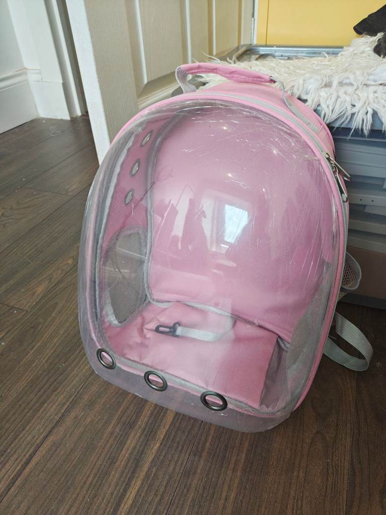 Cat carrier backpack 