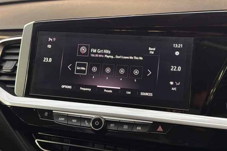 2023 Vauxhall Grandland 1.2 Turbo Ultimate 5dr HATCHBACK PETROL Manual