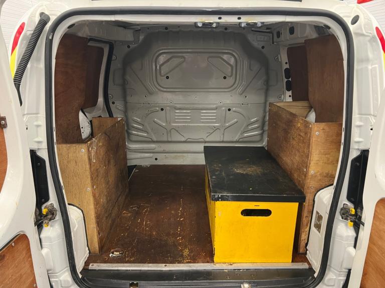 2011 Citroen Nemo 660 LX 1.3HDI 75PS VAN ---------------------------------------------------- PAN...