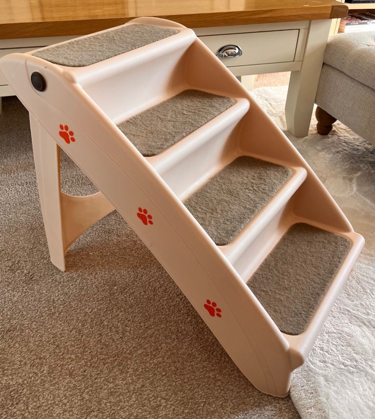 Foldable Beige Pet Steps for Small Dogs or Cats ONLY £20