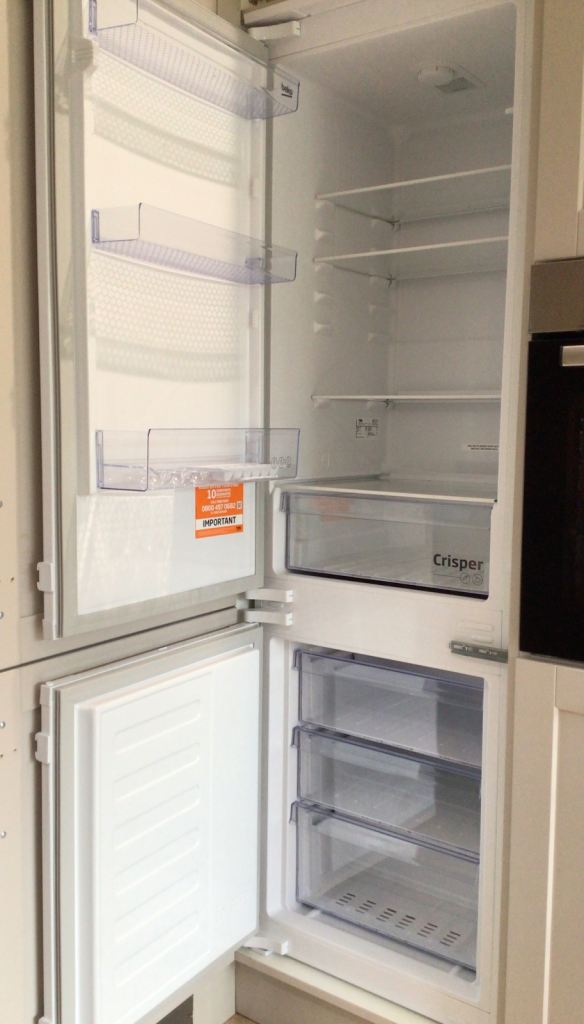 BEKO Integrated Fridge Freezer