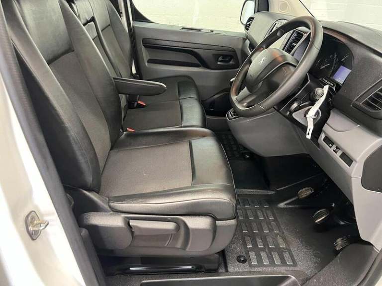 2022 Peugeot Expert 1400 2.0 BlueHDi 145 Professional Premium Van PANEL VAN DIESEL Manual